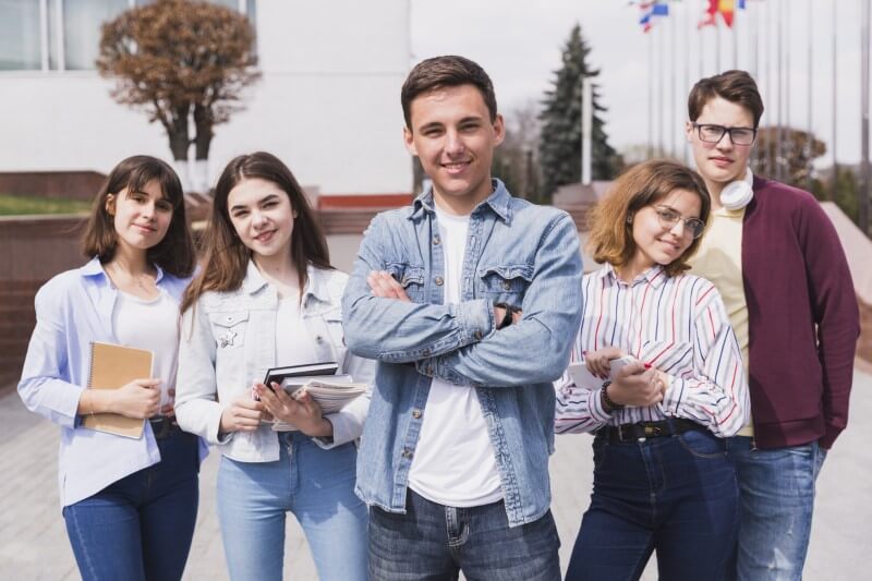 Виза M